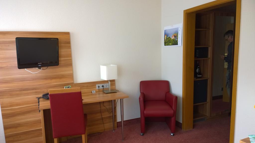 Weinhotel Rose Volkach Chambre photo